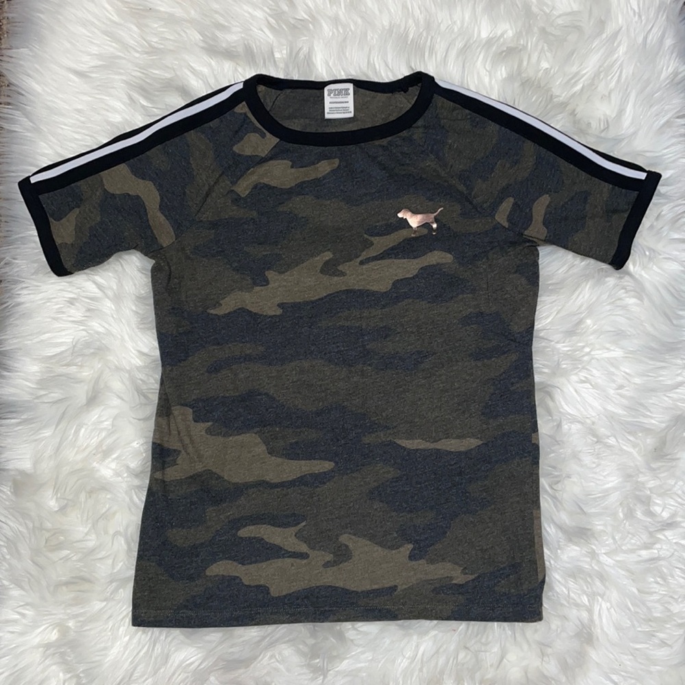 VS pink camo shirt with rose gold accents